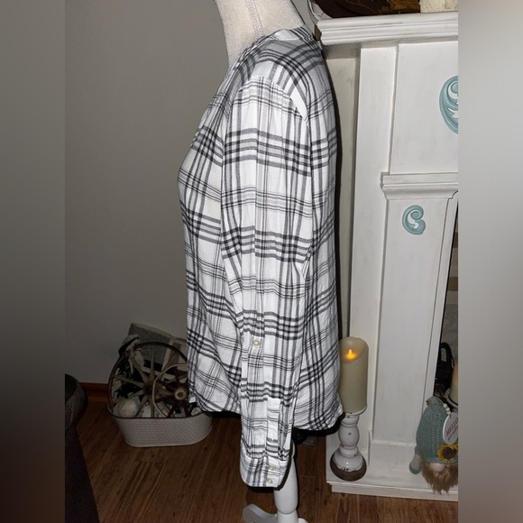 Calvin Klein Jeans flannel top Size M Great for Fall or Winter - Picture 2 of 6